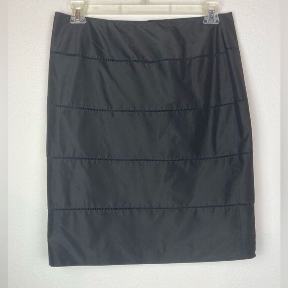Doncaster Collection pure silk lined skirt w/lace insert - Picture 1 of 8